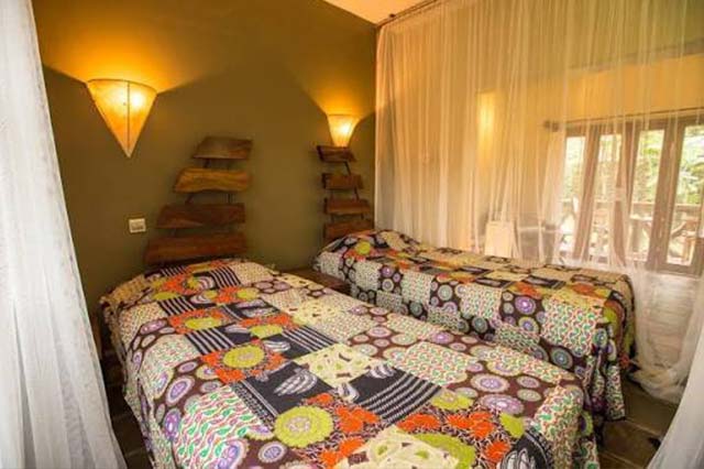 Weru Weru River Lodge