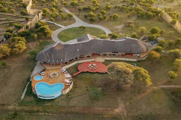 Olkarien Eco Safari Lodge by Acacia Collections